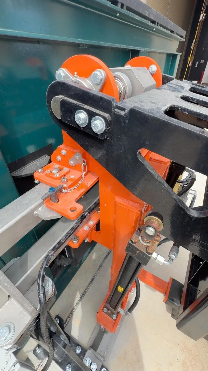 Automatic loading incinerators