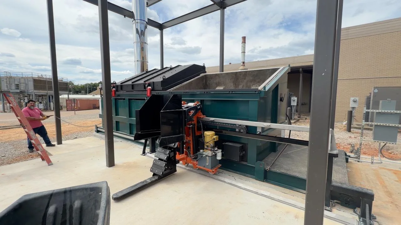 Automatic loading incinerators