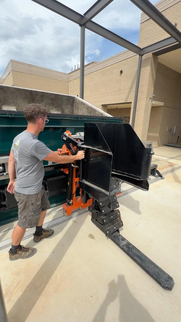 Automatic loading incinerators