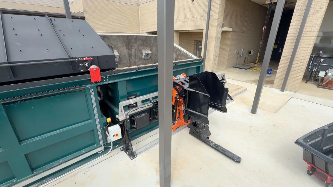 Automatic loading incinerators